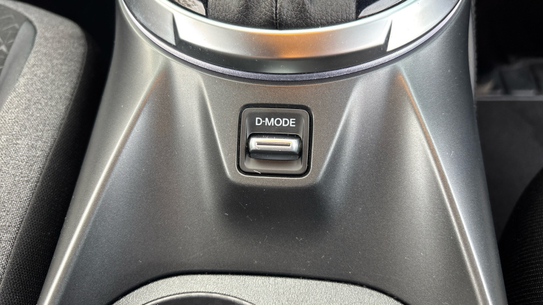 Nissan Juke 1.6 Hybrid N-Connecta 5dr Auto Hybrid Hatchback